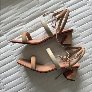 Arezzo Strappy Nude Bege Kitten Heels
